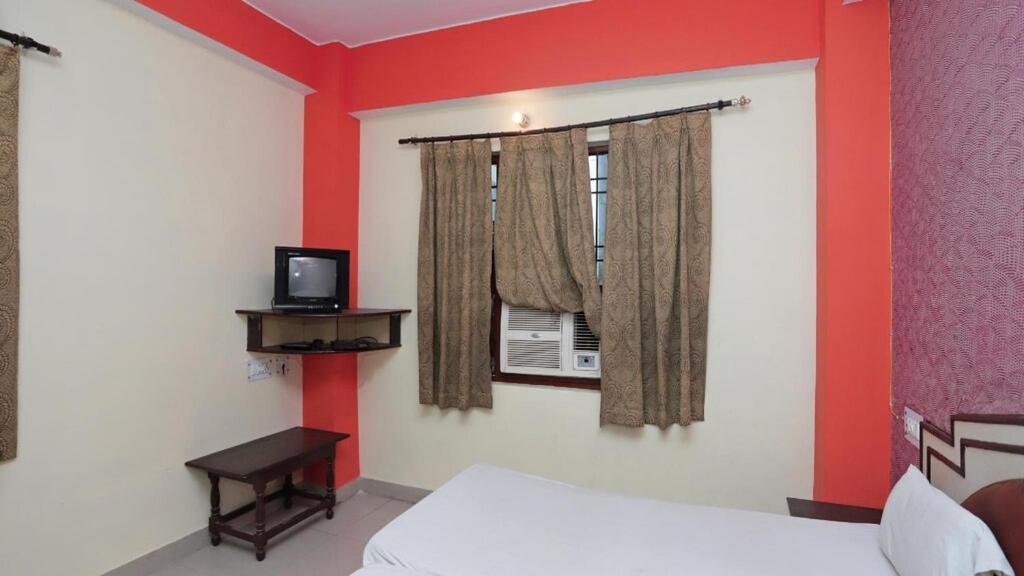 Hotel Mohan By Wb Inn Агра Екстер'єр фото